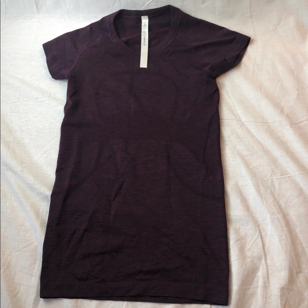 Lululemon swiftlytech shirt sleeve size 4 NWOT